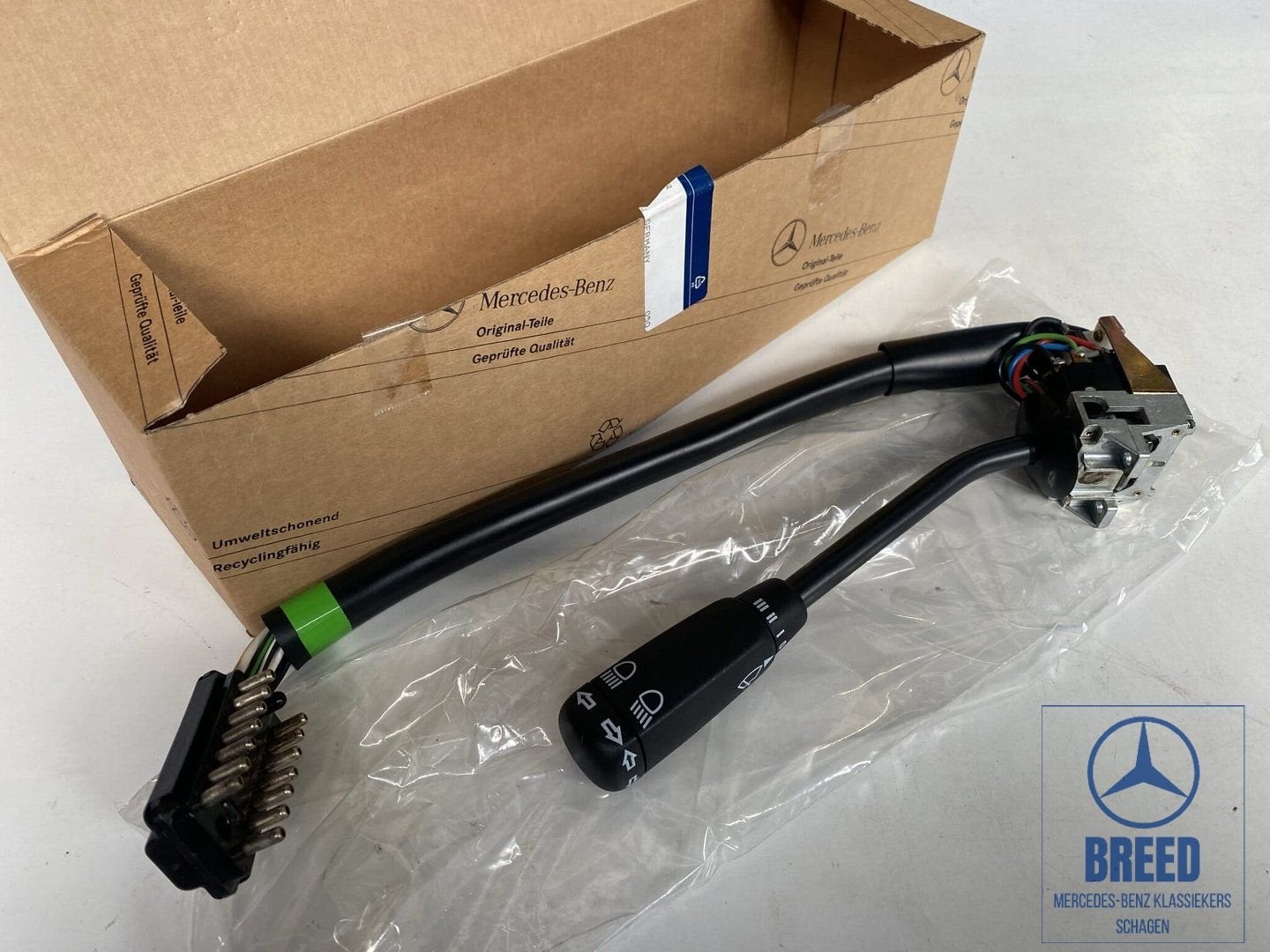NOS combischakelaar voor Mercedes-Benz W114 W115 /8 laat, -, Nieuw, Ophalen of Verzenden, -