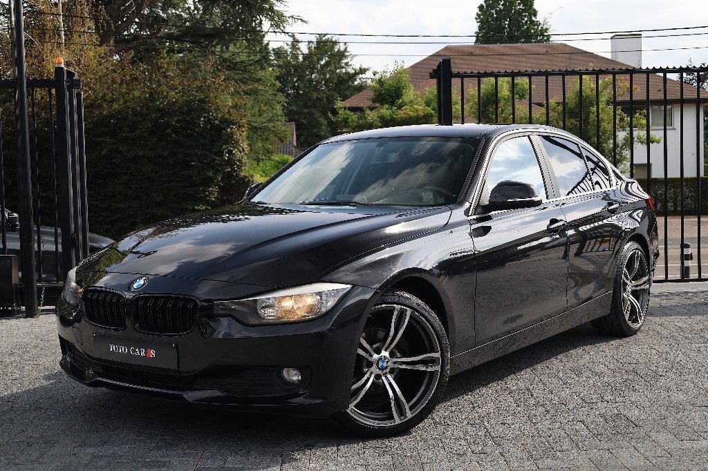 BMW 318 d | Berline | Cruise | Navi | Airco | Car-PASS, Auto's, BMW, 100 kW, Euro 5, Stof, 1995 cc