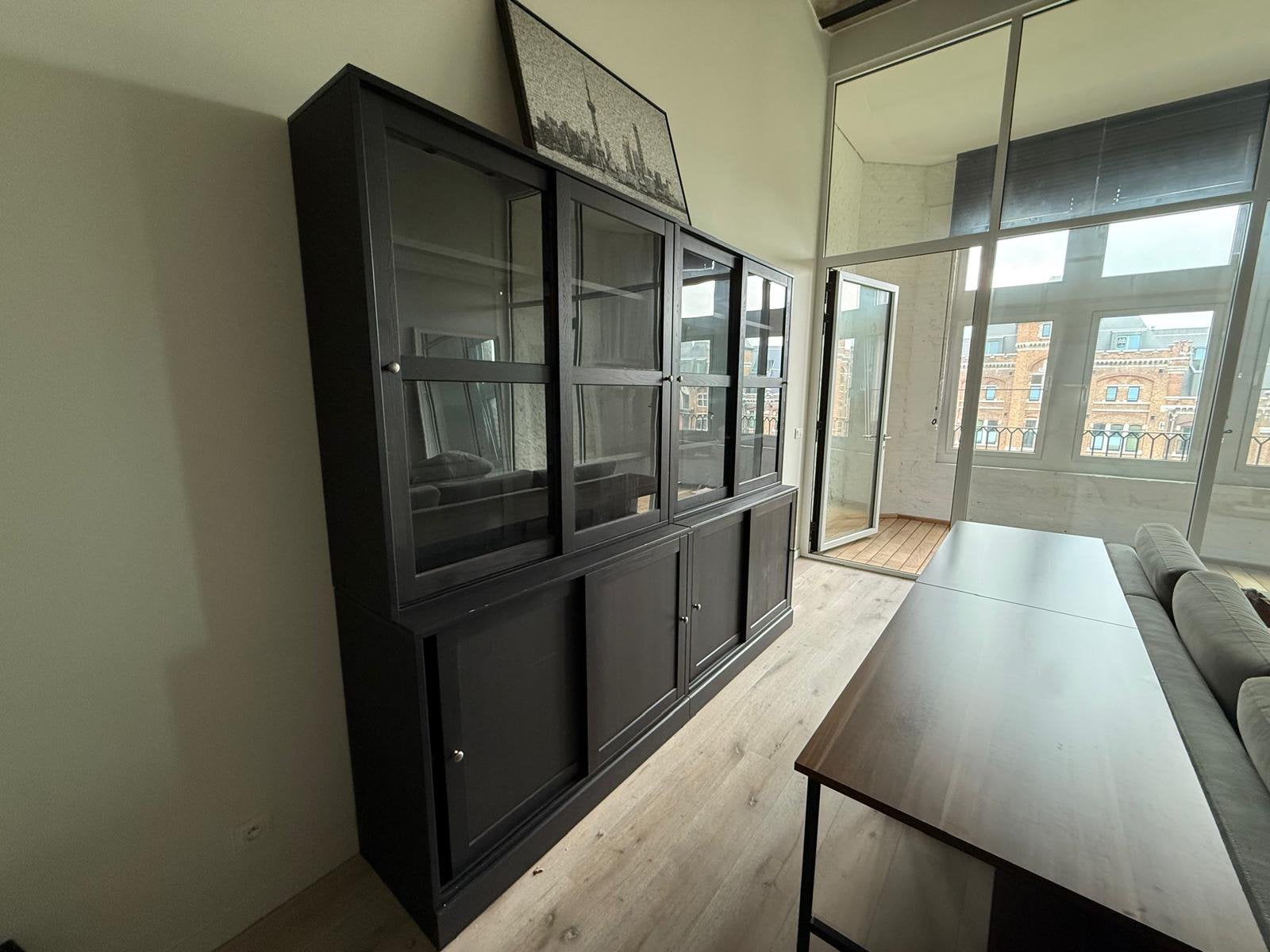 Vitrine IKEA Havsta en pin brun foncé 242x47x212 (cm), Enlèvement, Comme neuf