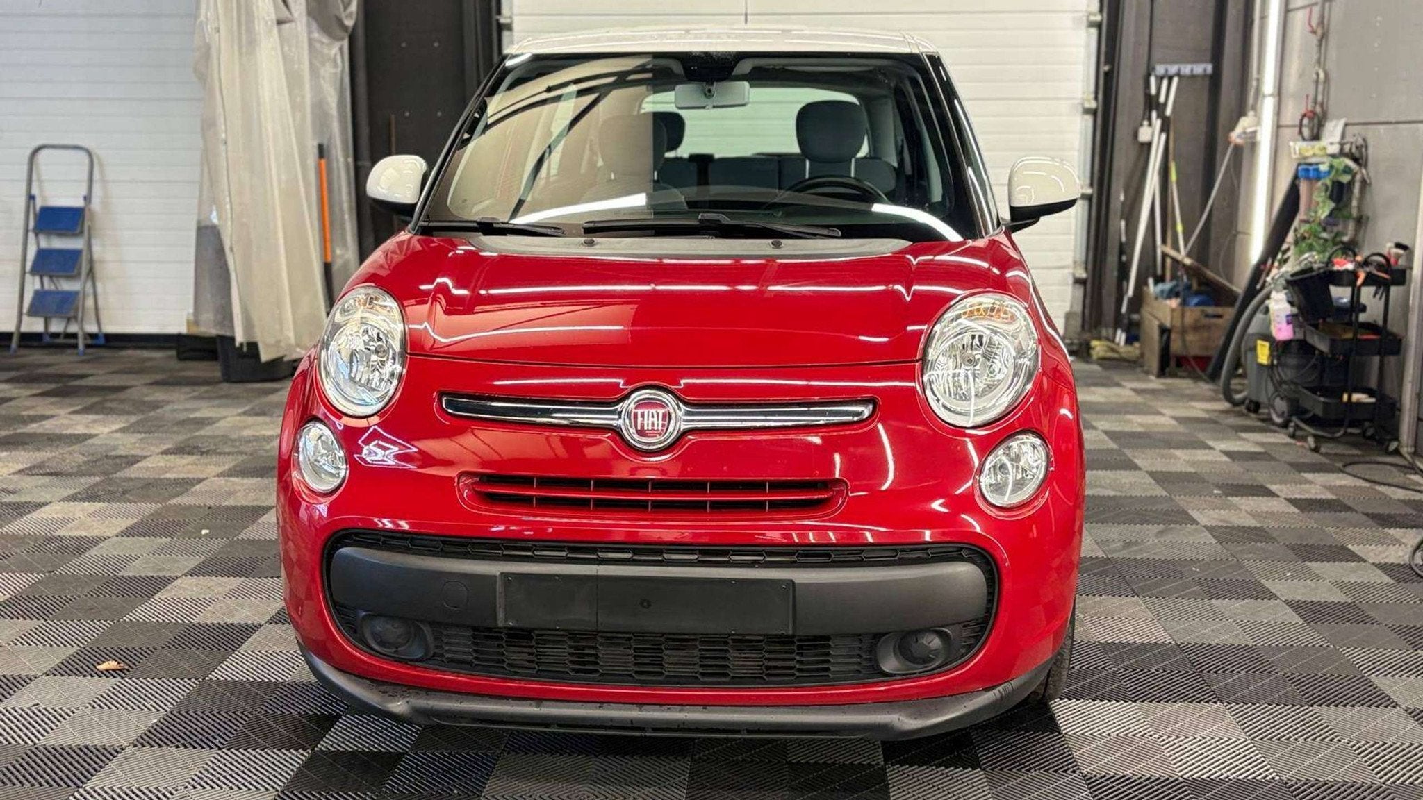 Fiat 500L 1.3d BJ. 2017 139.277km Euro 6, Autos, Rouge, Achat, Entreprise, Noir