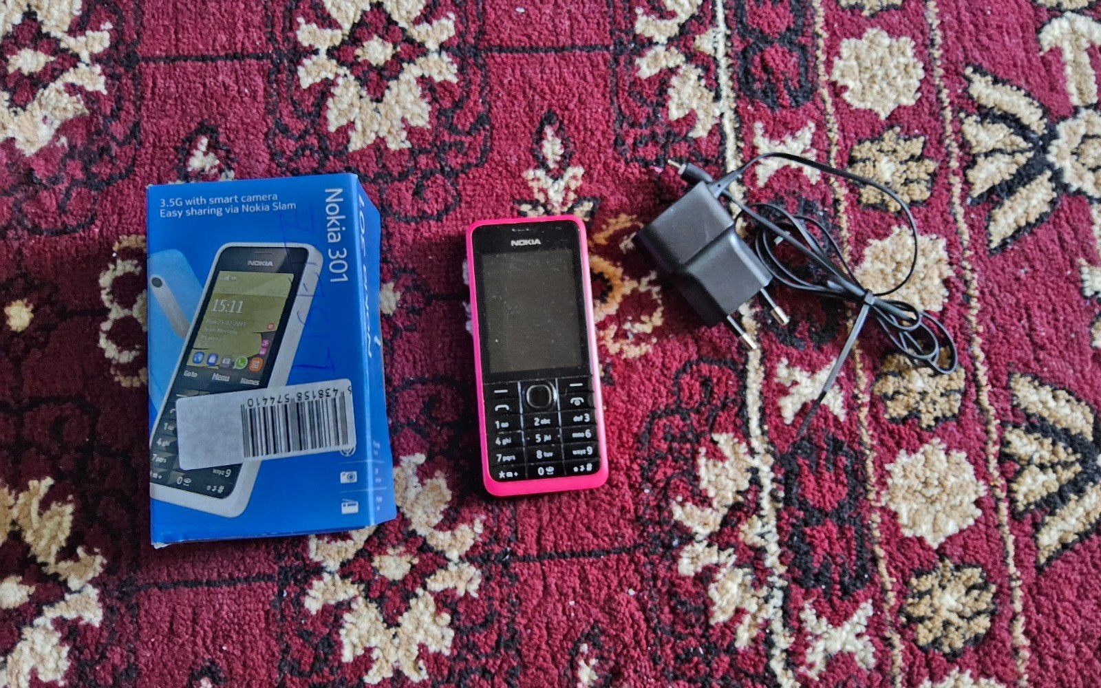 Nokia 301, presque neuf avec boîte et accessoires, Télécoms, Téléphonie mobile | Nokia, Enlèvement ou Envoi