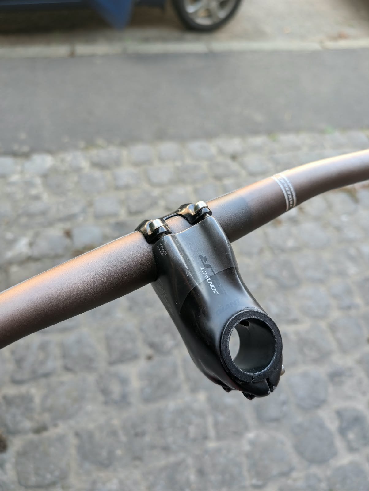 Potence carbone "Giant contact SLR Overdrive"

À vendre sur, Vélos & Vélomoteurs, Enlèvement ou Envoi, Comme neuf, Guidon, Carbone