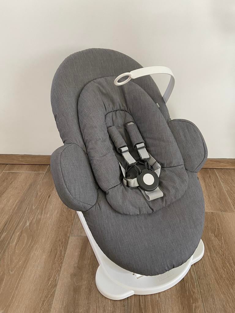 Stokke Steps Bouncer White Deep Grey, Kinderen en Baby's, Wipstoeltjes, Zo goed als nieuw, Ophalen