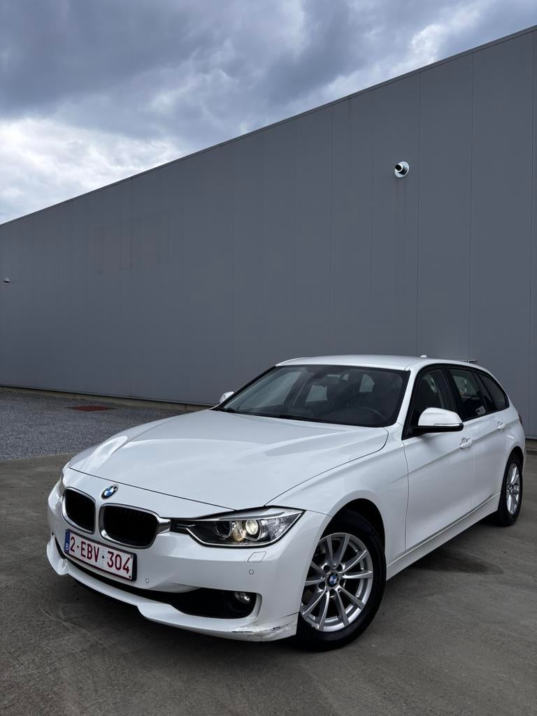 BMW f31 318D 2013 240.000km automatique 5700€, Auto's, Automaat, Euro 5, Stof, Wit