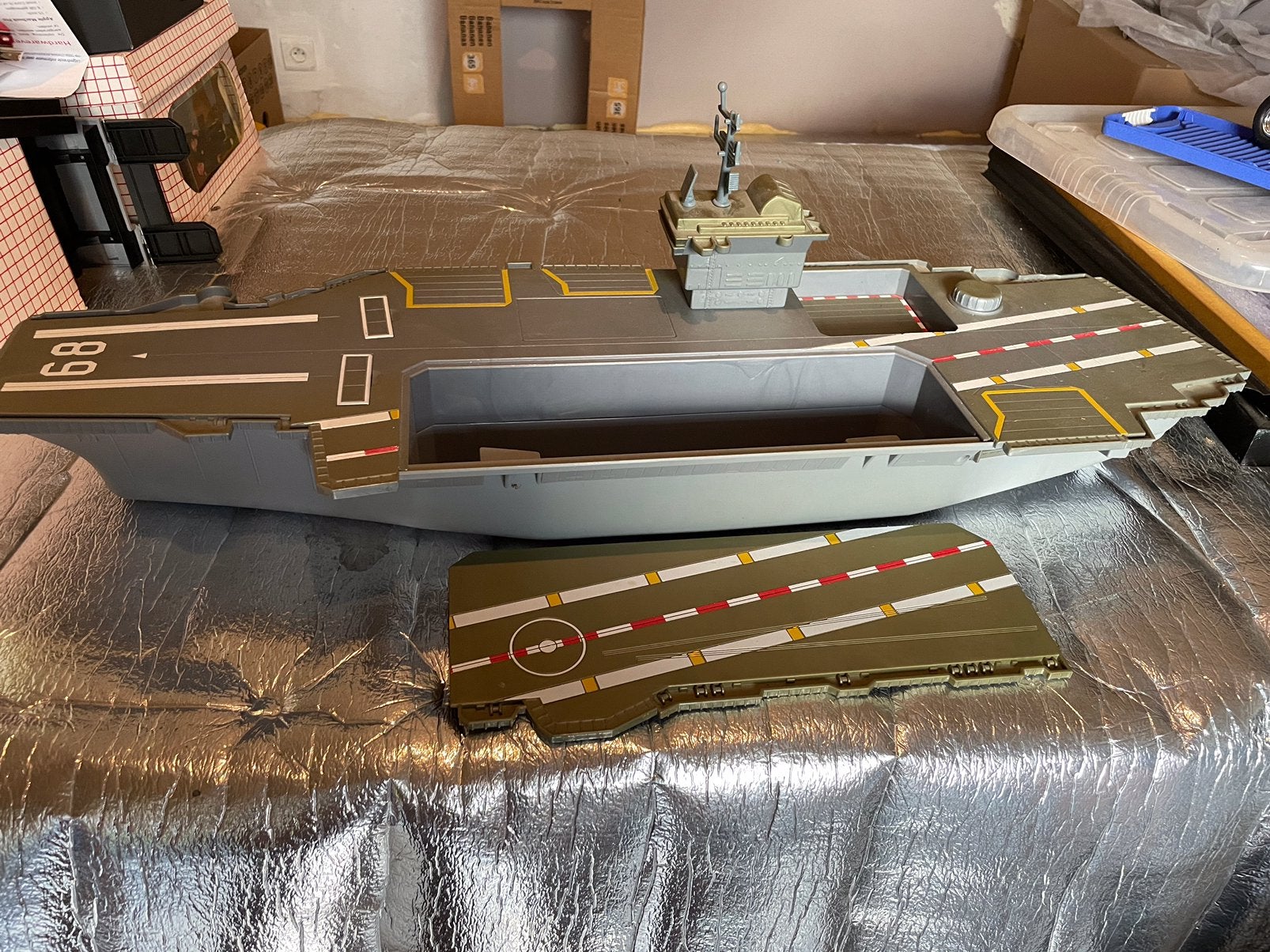 Vliegdekschip speelgoed, Kinderen en Baby's, Ophalen, Gebruikt