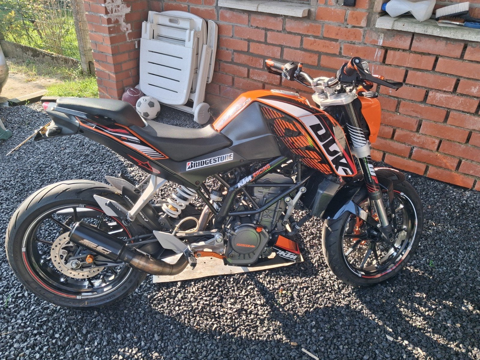 Ktm 125 duke, Particulier