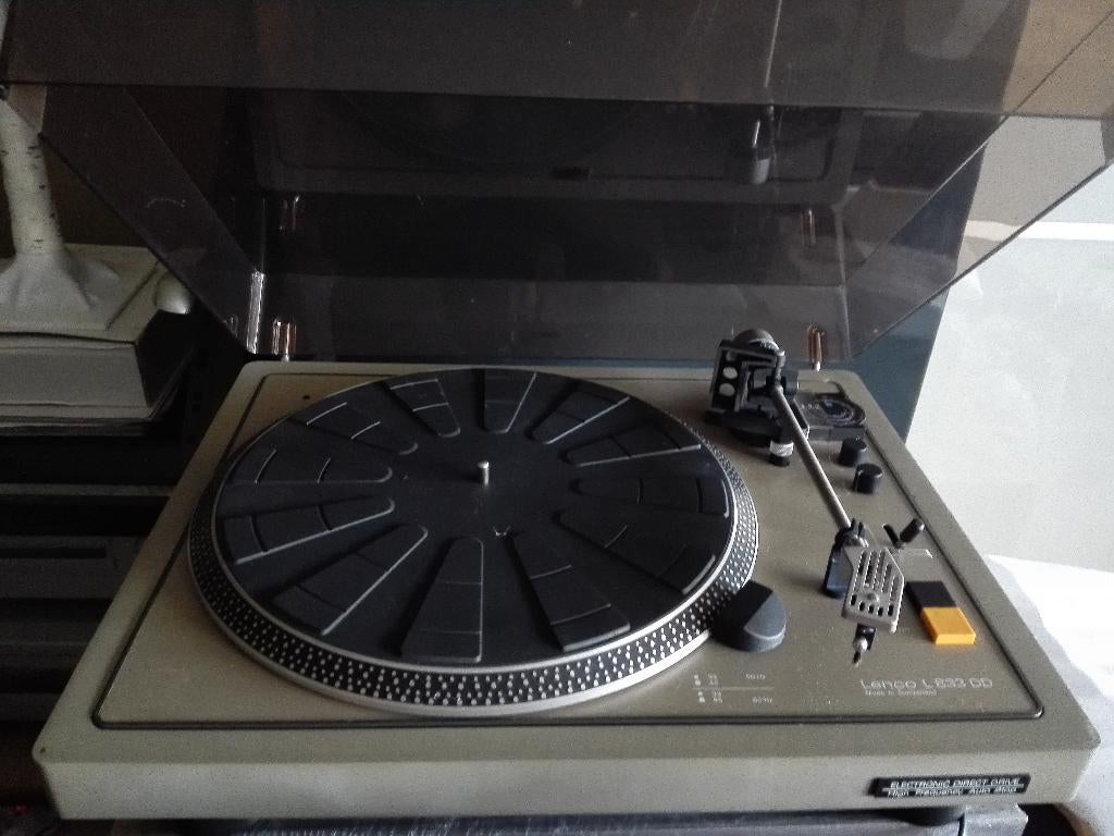 LENCO L 833 DD in goede staat, Autres marques, Réglage pitch, Tourne-disque, Enlèvement