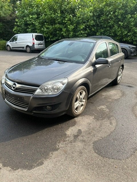 Opel Astra à vendre avec garantie et inspection, Autos, Achat, Boîte manuelle, Particulier, Astra