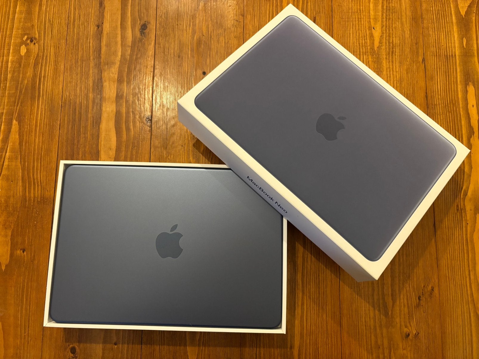 Macbook NEO 8GB 13-inch 500gb, Informatique & Logiciels, Apple iPad Tablettes, Enlèvement, Comme neuf, 13 pouces ou plus, 512 GB