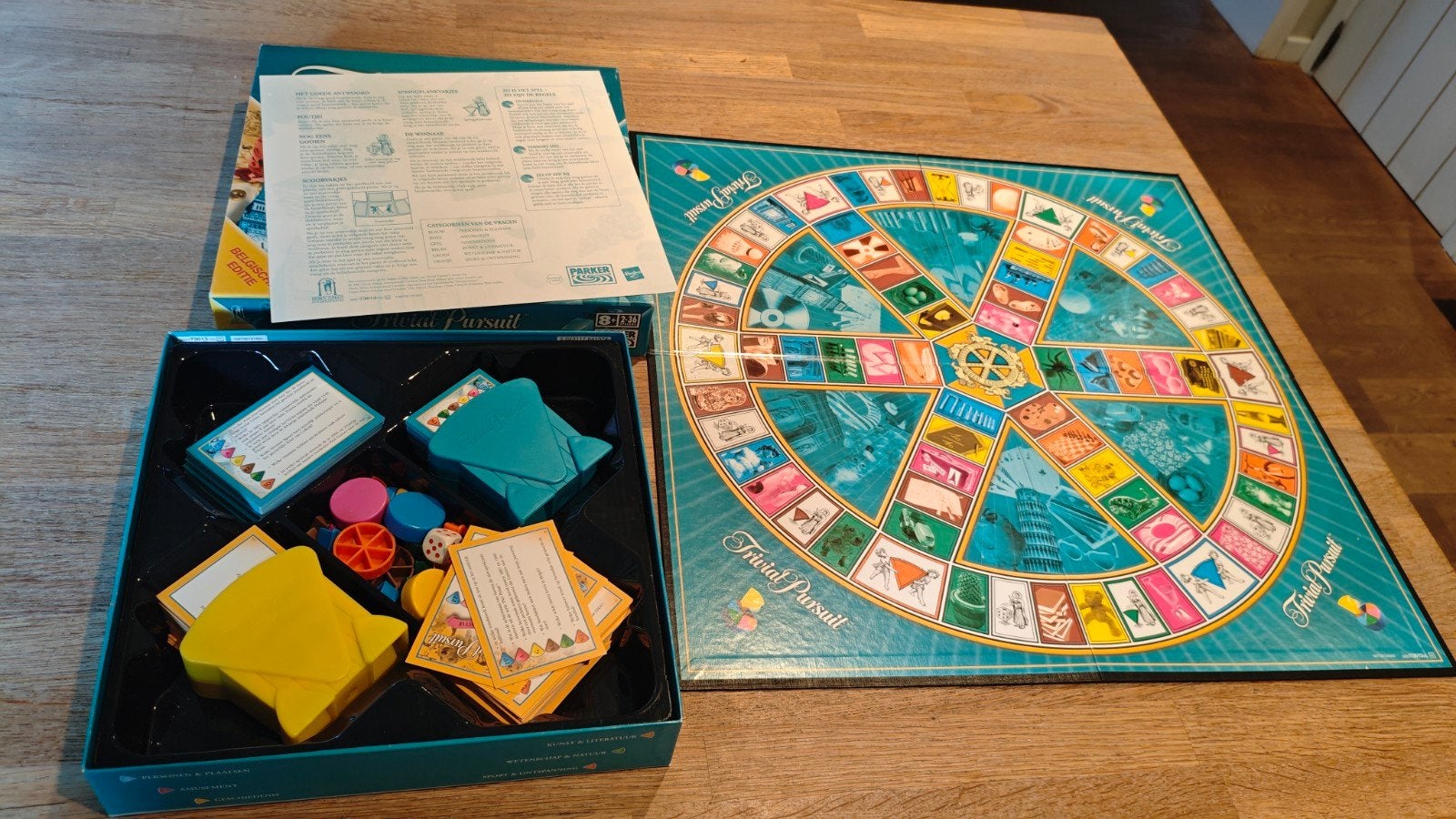 Trivial Pursuit Familie Editie - Belgische Editie, Een of twee spelers, Ophalen, Gebruikt, Parker