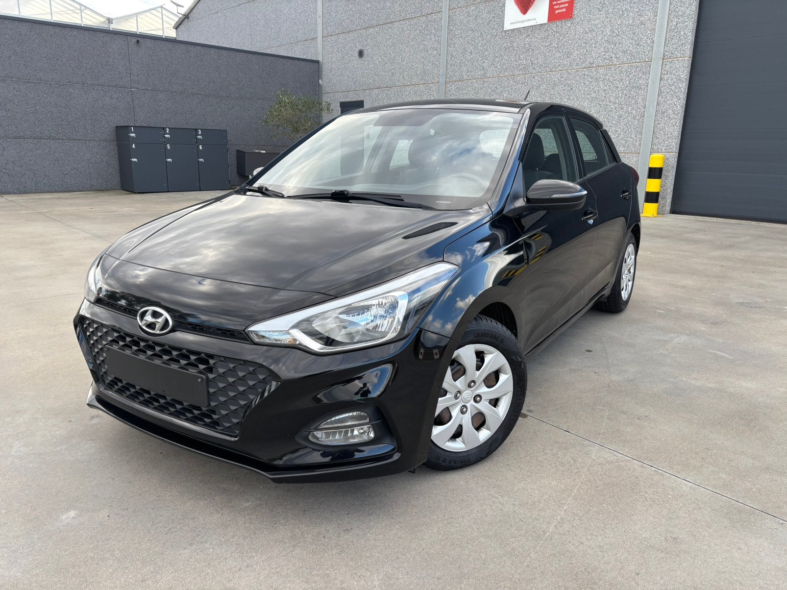HYUNDAI i20 ACTIVE 1.2 ESSENCE/2018/EURO 6D/CLIMATISATION/, Autos, Achat, Euro 6, Entreprise, Boîte manuelle