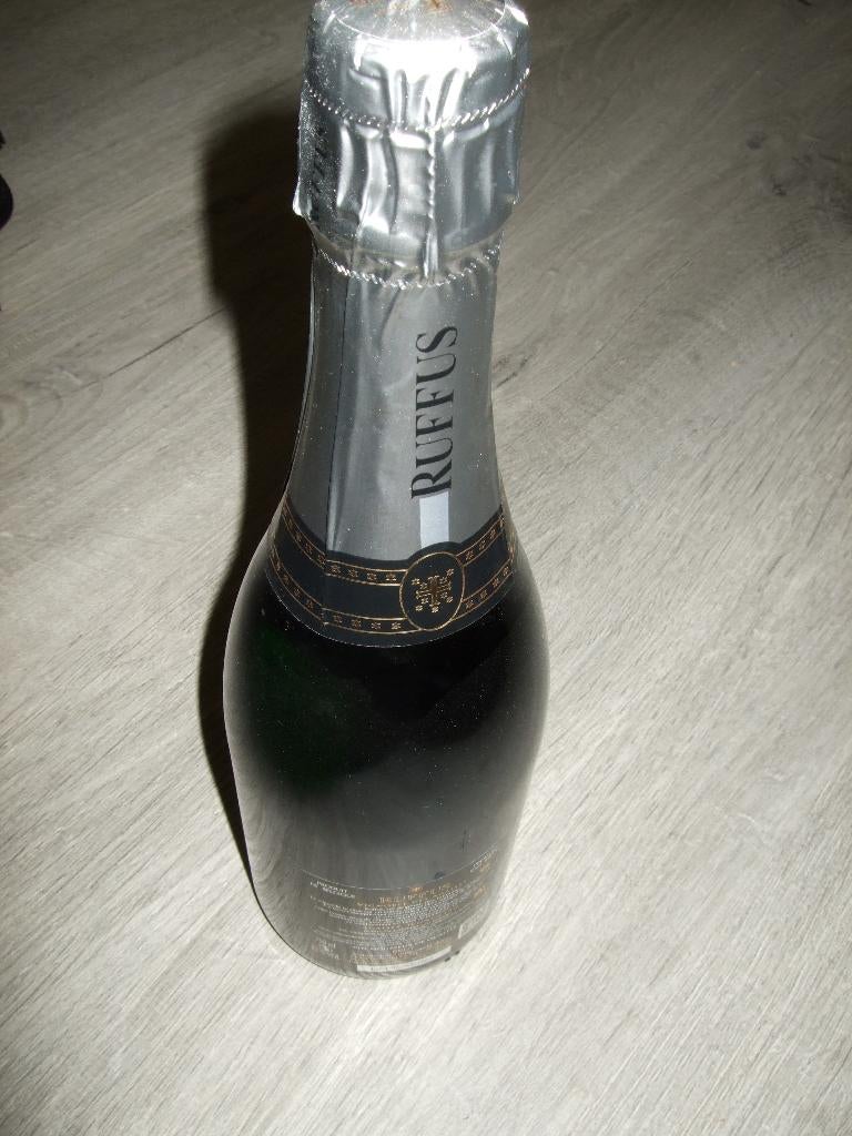 ruffus chardonnay brut, Enlèvement, Neuf