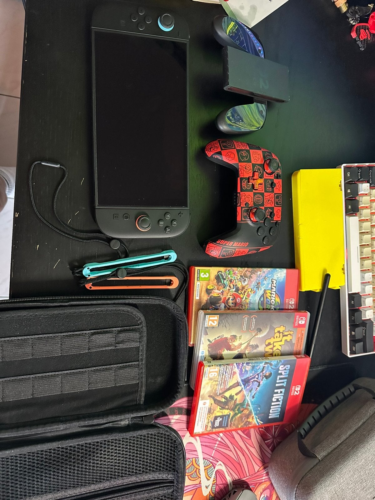 Nintendo switch 2 + extra, Games en Spelcomputers, Spelcomputers | Overige, Ophalen of Verzenden, Nintendo, Zo goed als nieuw