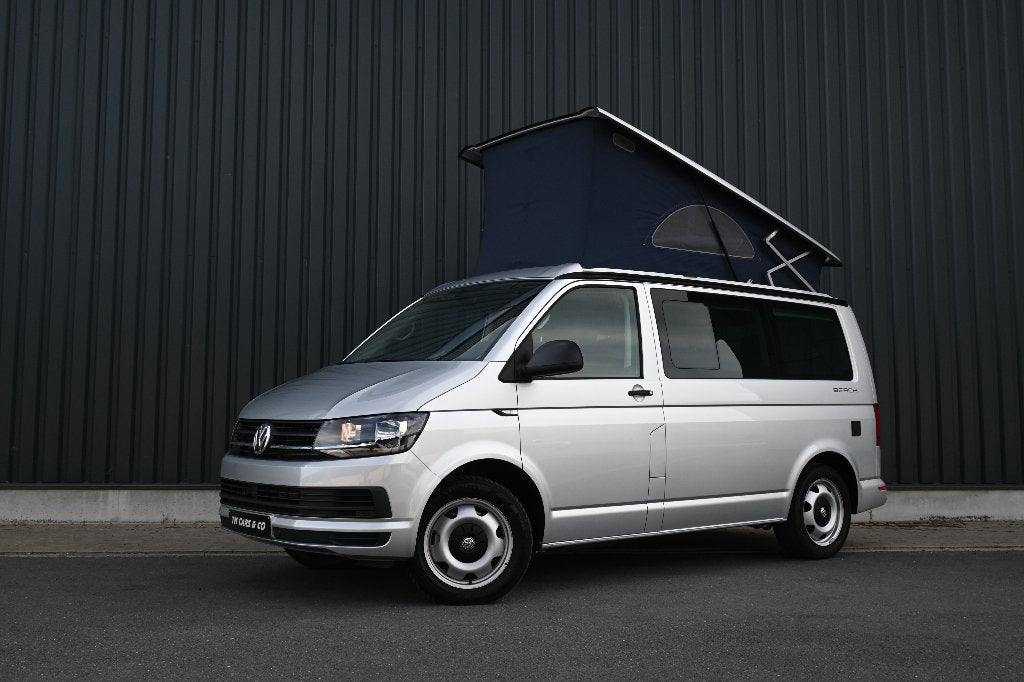 Vw T6 California Beach 205Pk-DSG-7zit-4slaap-webasto, ACC,Tr, Auto's, Volkswagen, Stof, 4 cilinders, 2500 kg, 7 zetels