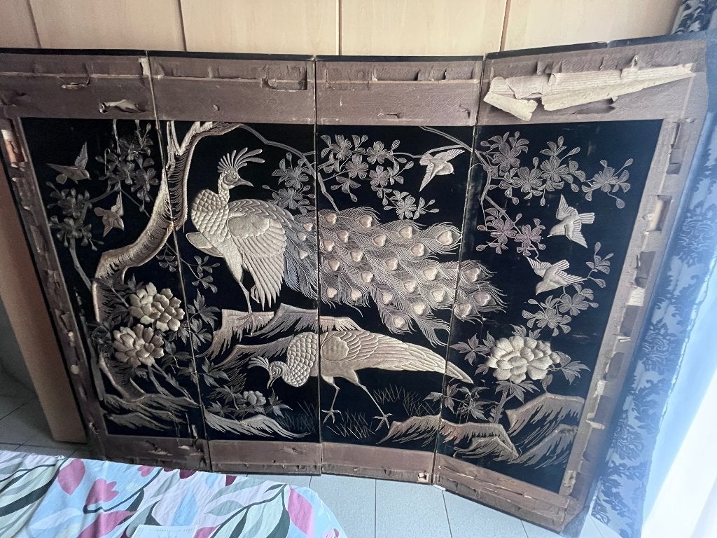 Japans antiek  Meiji kamerscherm (1900), Enlèvement