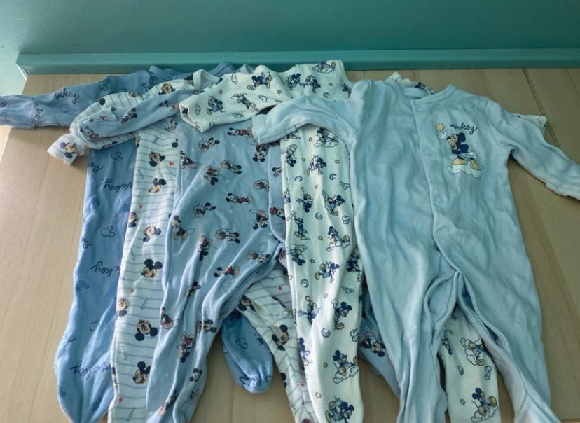 Rompertjes Disney Primark, Enfants & Bébés, Vêtements de bébé | Taille 56, Garçon, Enlèvement ou Envoi, Vêtements de nuit ou Sous-vêtements