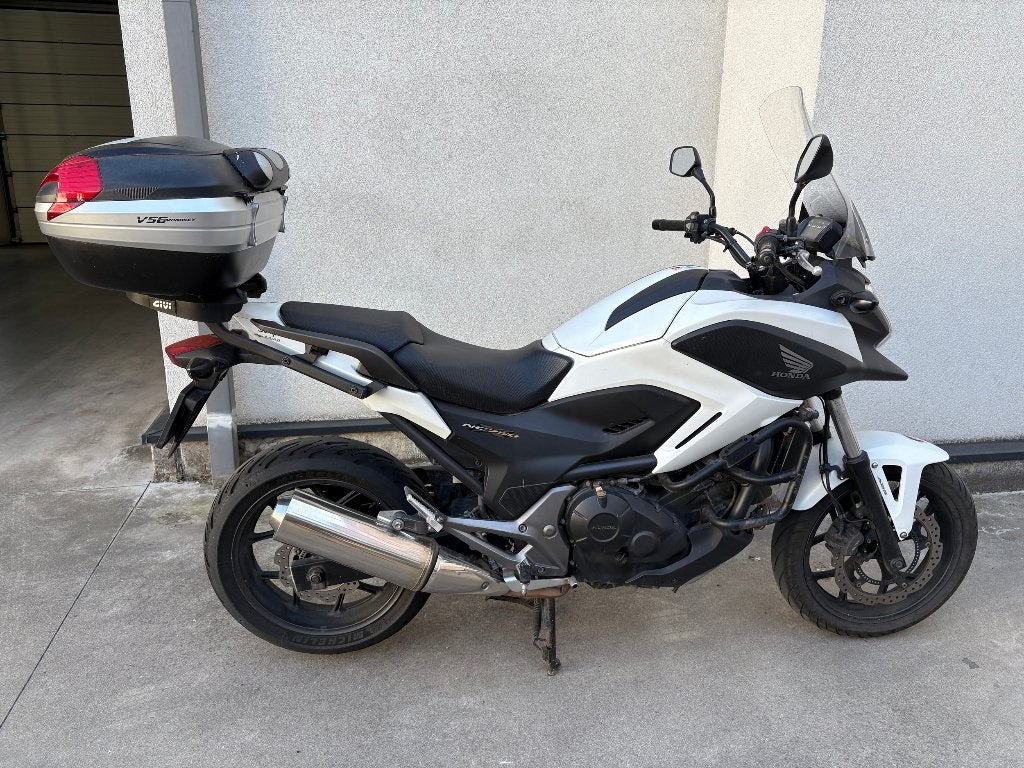Honda NC750X - wit - 2015 - 1e eigenaar, Motoren, 2 cilinders, 745 cc, Motorrijbewijs A, Gebruikt