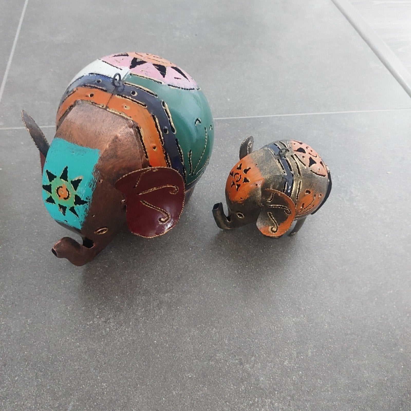 Figurines décoratives d'éléphants, Enlèvement, Métal