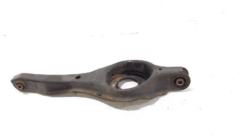 Draagarm rechts achter Ford Kuga, Onderdelen@venauto.nl, Van der Ven Autorecycling B.V., Ettenseweg 76, 4706 PB Roosendaal, The Netherlands