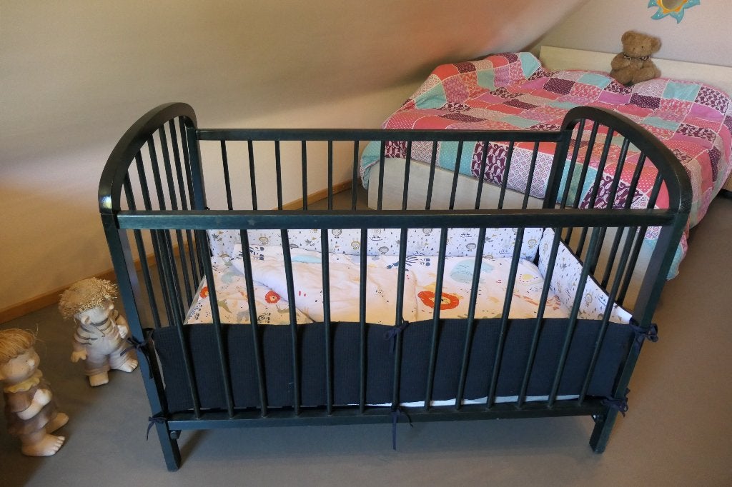 Lit bébé bleu marine 60*120, Enlèvement, Comme neuf, Lit