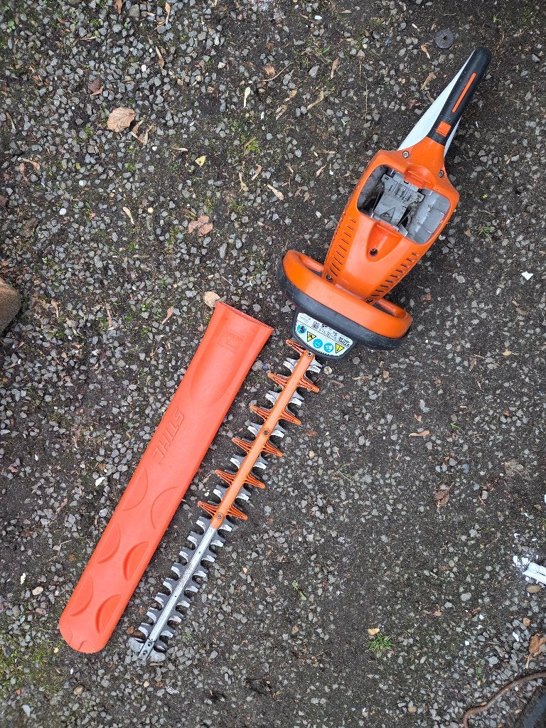 STIHL HSA 86 Accu heggenschaar – BODY, Tuin en Terras, Heggenscharen, Ophalen, Gebruikt, Accu, Stihl