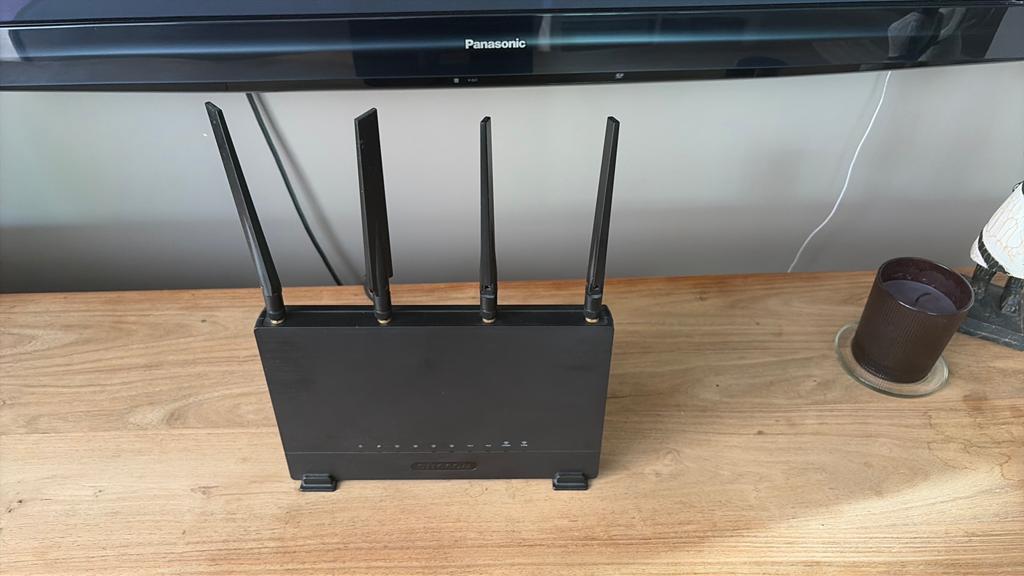 Sitecom WLR-9500, Computers en Software, Netwerk switches, Ophalen of Verzenden