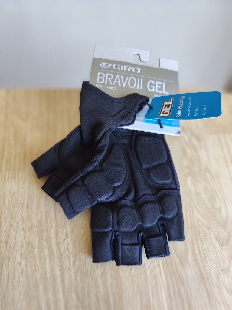 Gants de vélo Giro Tessa II Gel pour femme taille M, Vélos & Vélomoteurs, Neuf, Gants, Enlèvement ou Envoi, M