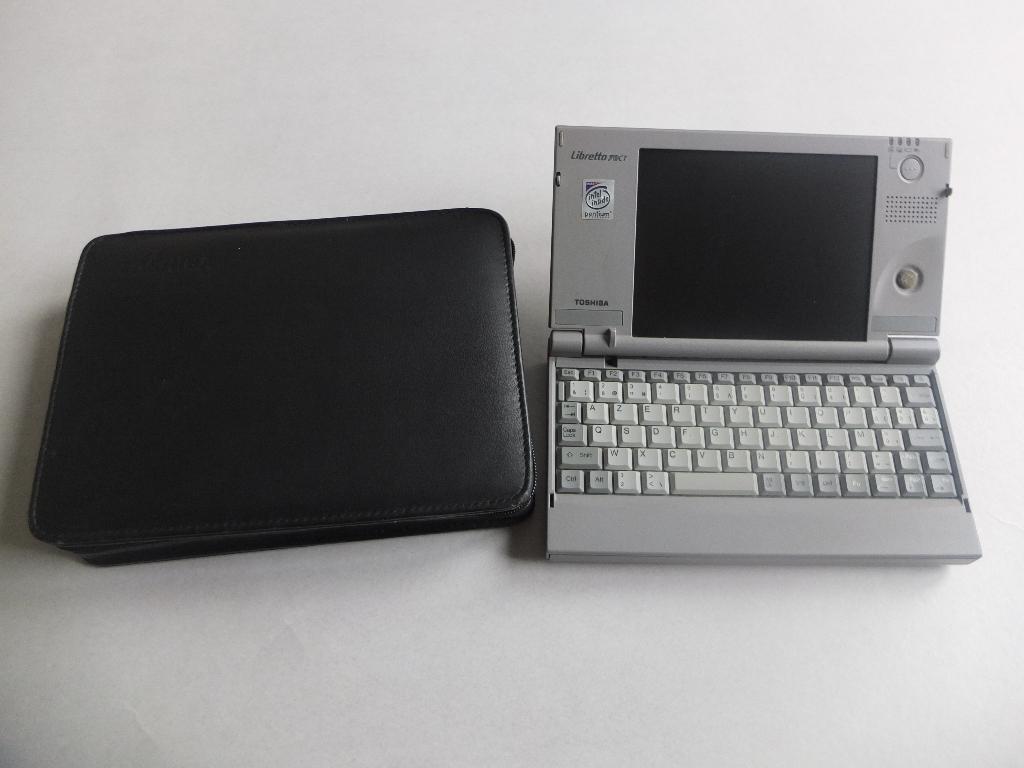 Toshiba Libretto 70CT computer met hoesje (niet getest), Ophalen, Gebruikt, Toshiba