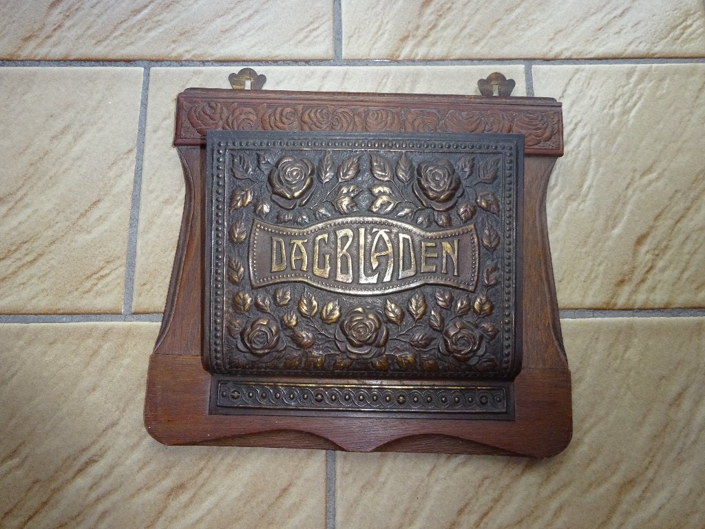 Vintage dagbladhouder, Antiek en Kunst, Ophalen of Verzenden
