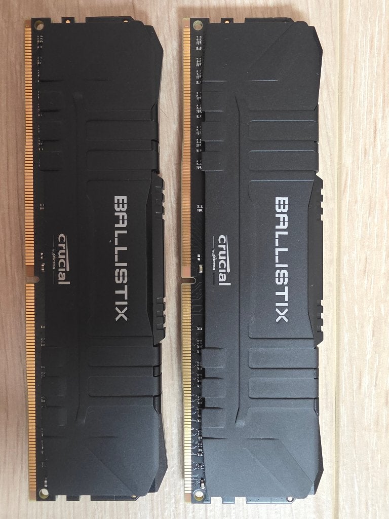 Crucial Ballistix DDR4 3200MHz DIMM 16GB, Informatique & Logiciels, DDR4, Comme neuf, Enlèvement, Desktop