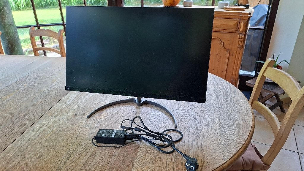 Moniteur 27" LCD 4K Ultra HD Phillips 276E8V, Computers en Software, Monitoren, Ophalen, HD, Kantelbaar, Zo goed als nieuw