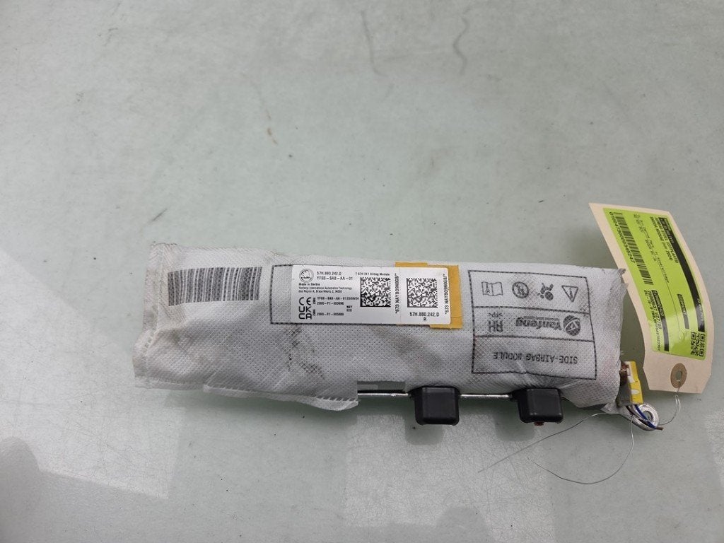AIRBAG SIEGE Skoda Kodiaq (PSAC) (01-2024/-) (|57H880242D|), Utilisé, Info@skoda-auto.de, Skoda, Max-Planck-Straße  3-5
64331  Weiterstadt, DE