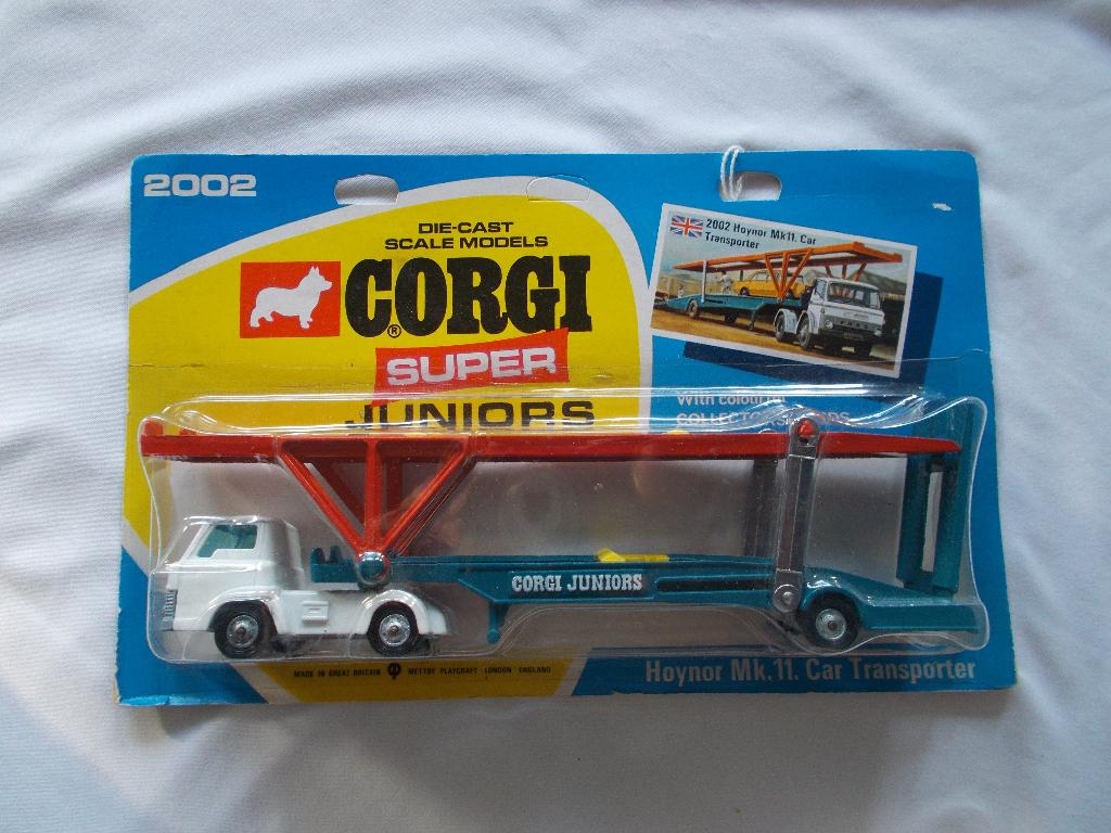 CORGI SUPER JUNIORS 2002 Hoynor MK 11 Autotransporter, Hobby en Vrije tijd, Verzenden, Nieuw, Bus of Vrachtwagen