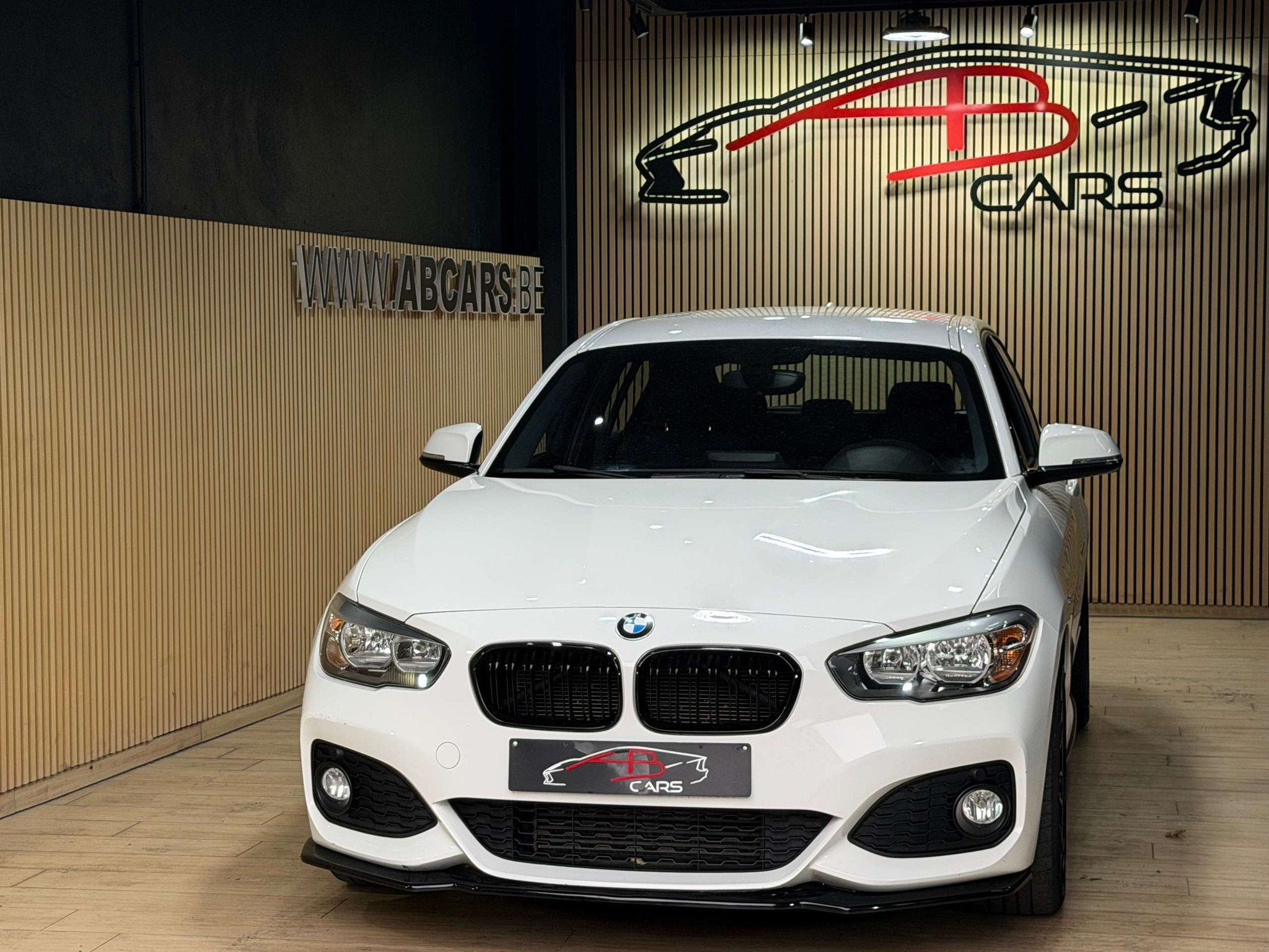 BMW 1 Serie 118 I PACK M PERFORMANCE * GARANTIE 12 MOIS *, Autos, 100 kW, Achat, Euro 6, Entreprise