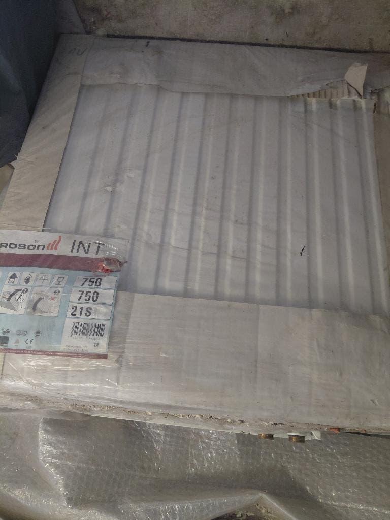 2 Radiateurs neuf à vendre, Comme neuf, Enlèvement, Radiateur, 60 à 150 cm
