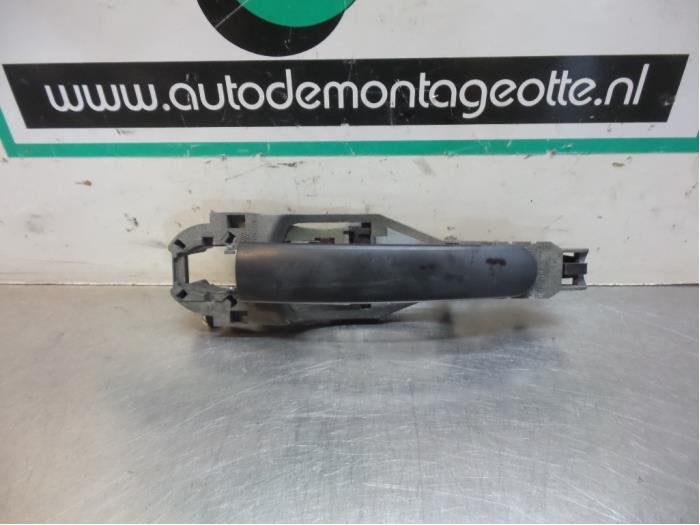 Portiergreep 2Deurs rechts van een Volkswagen Golf (Golf 97-, Gebruikt, -, Volkswagen, -