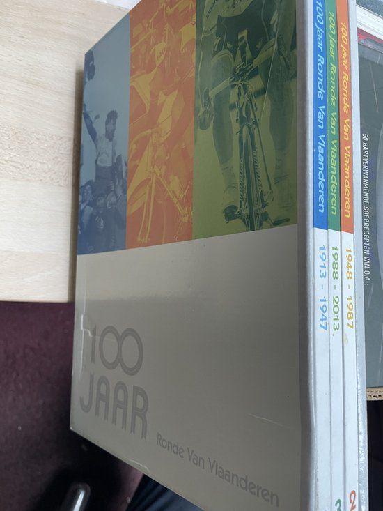 Boek - 100 jaar Ronde van Vlaanderen -  3 delen in cassette, Boeken, Ophalen of Verzenden, Zo goed als nieuw, Lopen en Fietsen