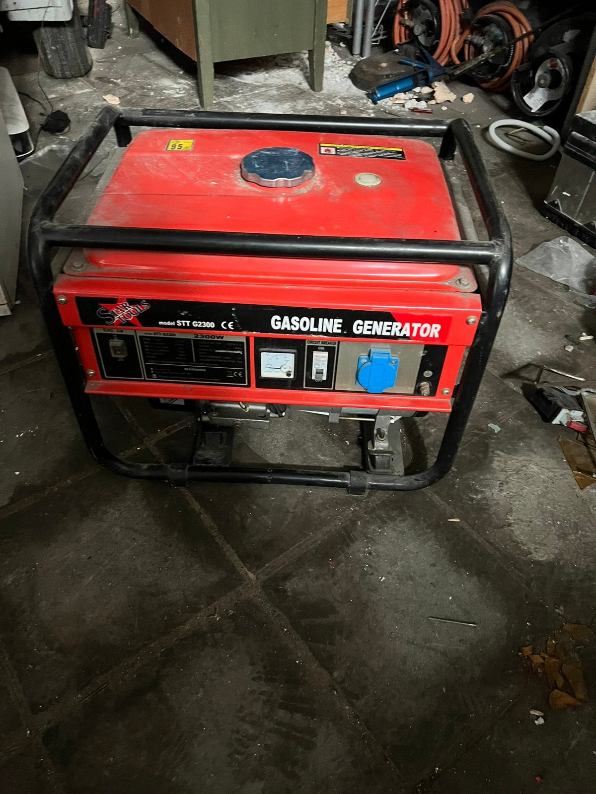 À vendre groupe électrogène, Bricolage & Construction, Générateurs, Enlèvement, Comme neuf, Essence