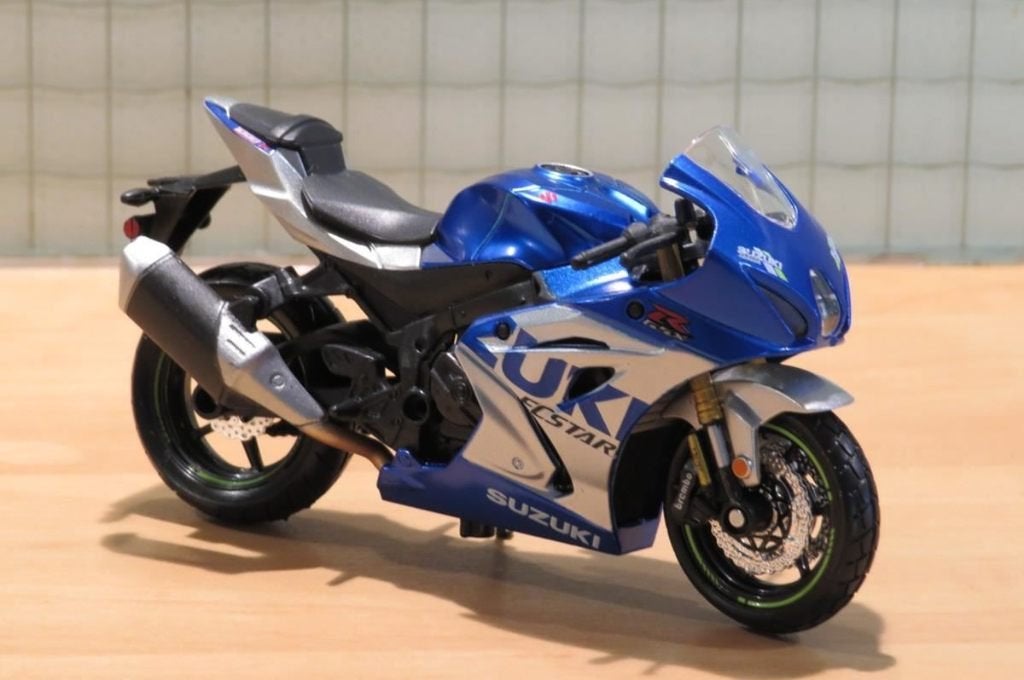 Suzuki GSX-R1000 1:18 Bburago, Hobby en Vrije tijd, Modelauto's | 1:18, Ophalen of Verzenden, Nieuw, Motor, Burago