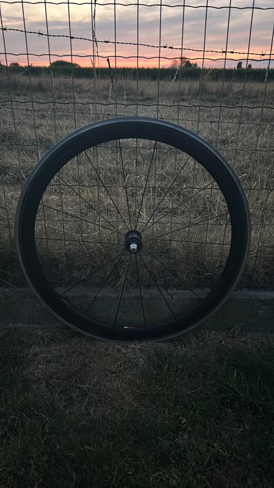 Bontrager aeolus comp 5 voorwiel, Fietsen en Brommers, Zo goed als nieuw, Racefiets, Carbon, Ophalen