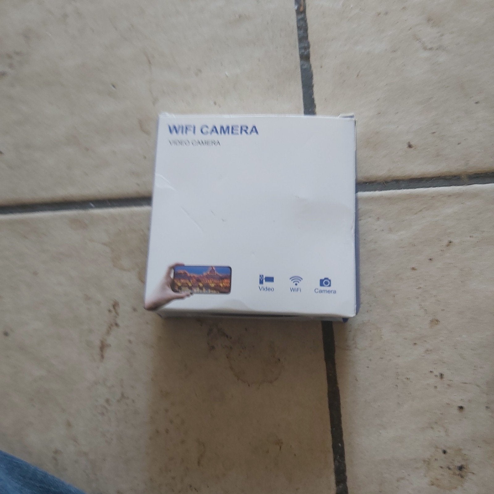 caméra tout neuf  j amai utilisé, Enlèvement