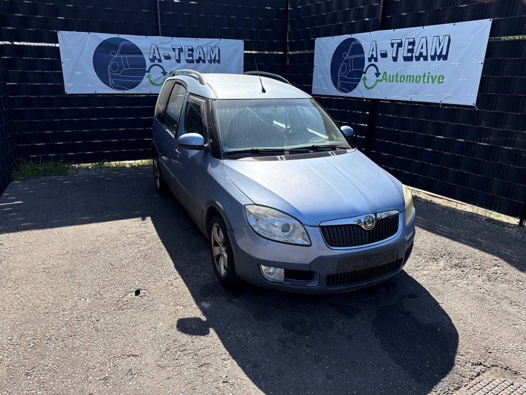 PARE-CHOCS AVANT Skoda Roomster (5J) (|5J0807221B|), Pare-chocs, Utilisé, Info@skoda-auto.de, Skoda