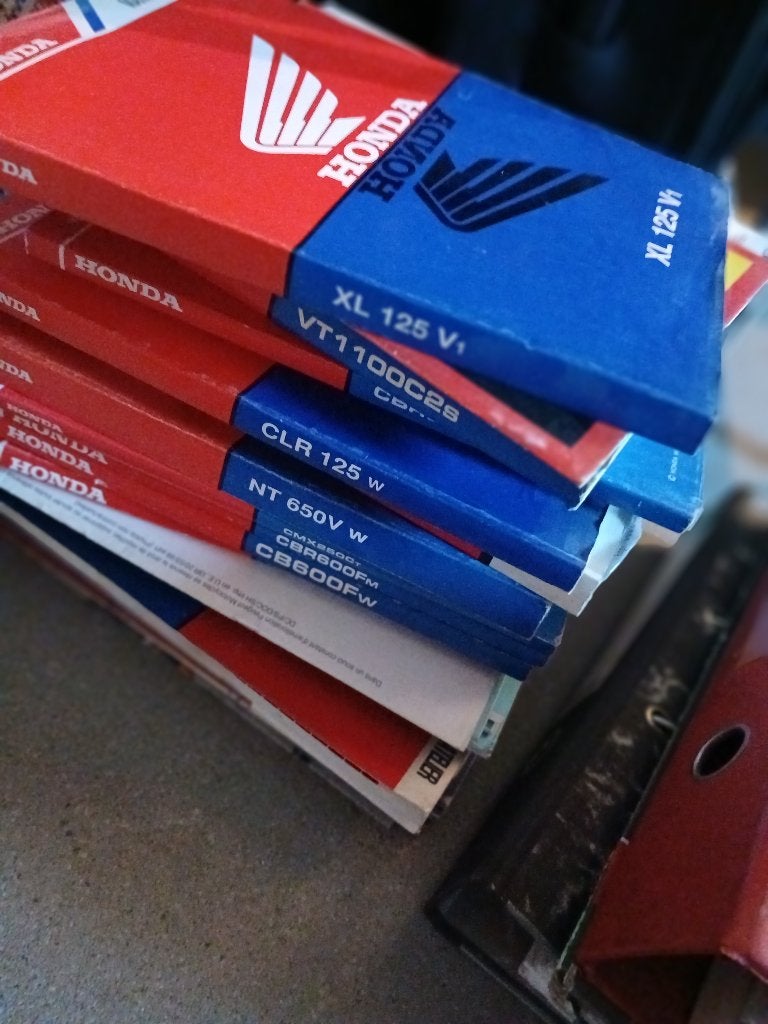 Documents technique moto honda, Livres, Enlèvement ou Envoi