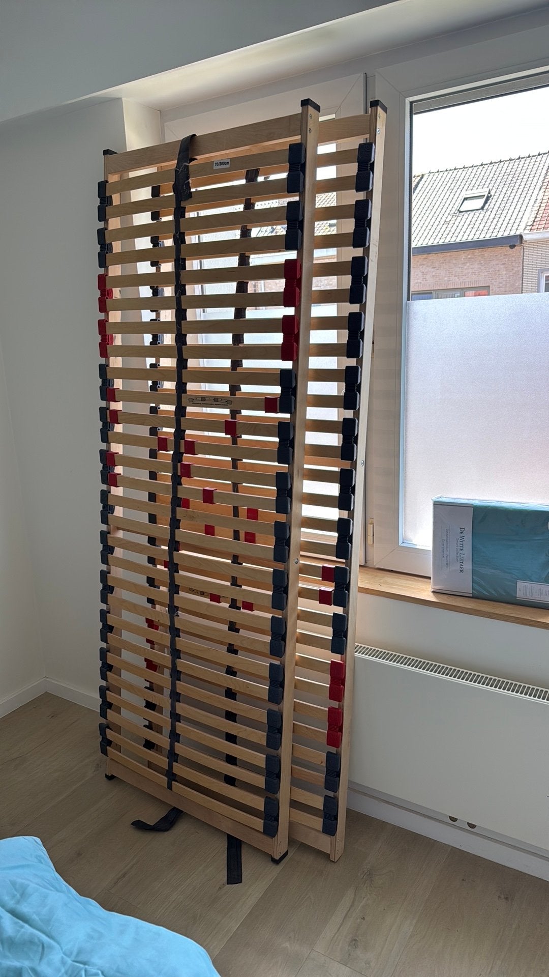 Lattenbodems + matrassen, Huis en Inrichting, Slaapkamer | Matrassen en Bedbodems, Ophalen, 140 cm, Zo goed als nieuw, Twijfelaar