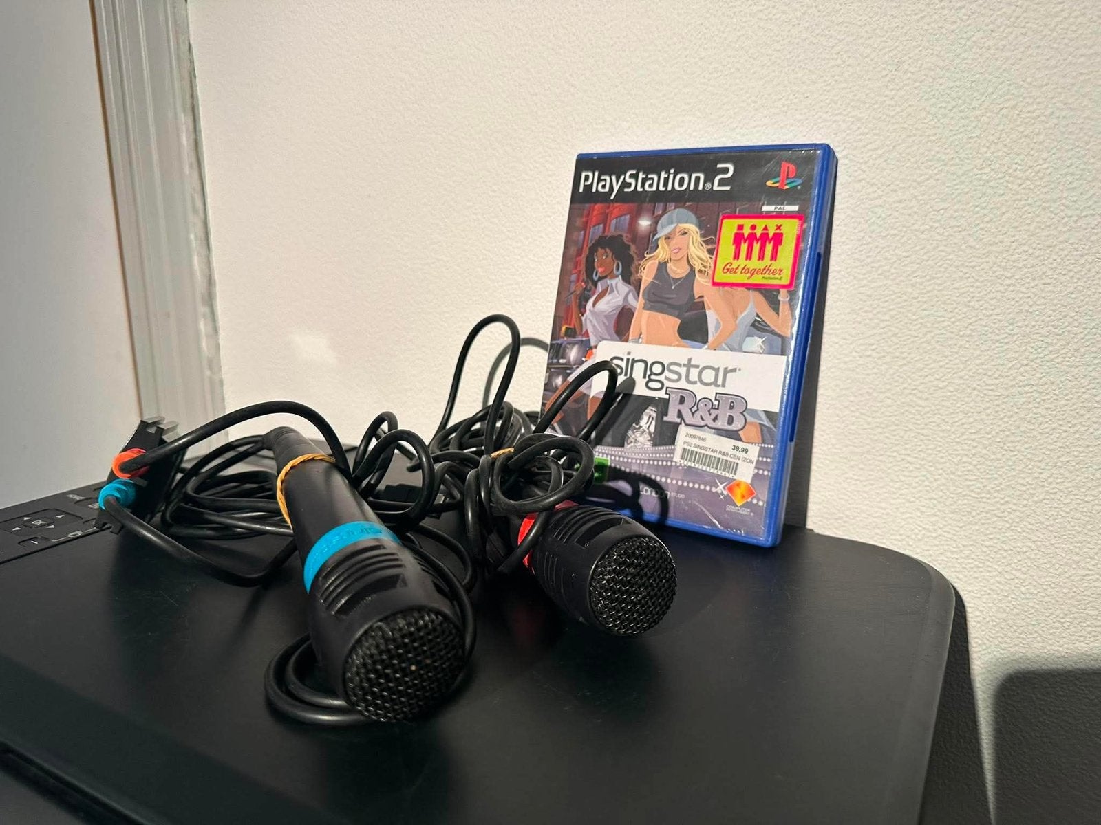 Microfoons + game singstar ps2, Games en Spelcomputers, Ophalen, Zo goed als nieuw