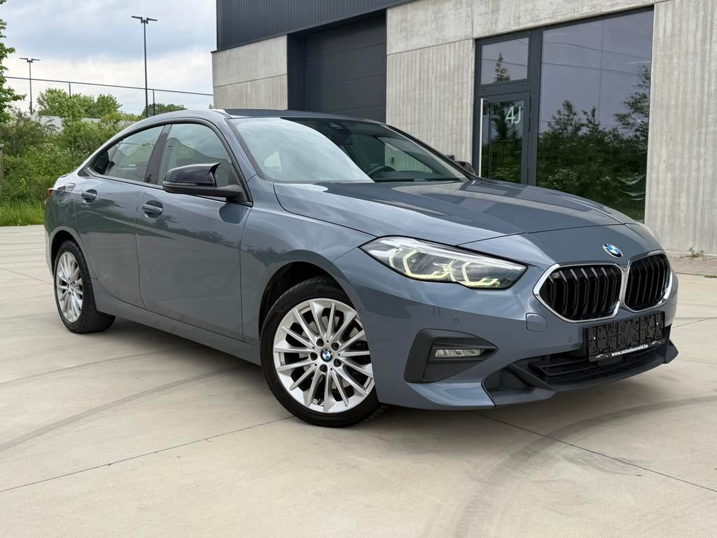 BMW 218i Gran Coupé Automaat Euro 6d/ CARPLAY/ CAM/ LED, Auto's, Bedrijf, 5 zetels, 5 deurs, 3 cilinders