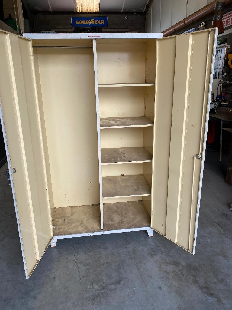 Metalen kast, Huis en Inrichting, Kasten | Roldeurkasten en Archiefkasten, Ophalen, Metaal
