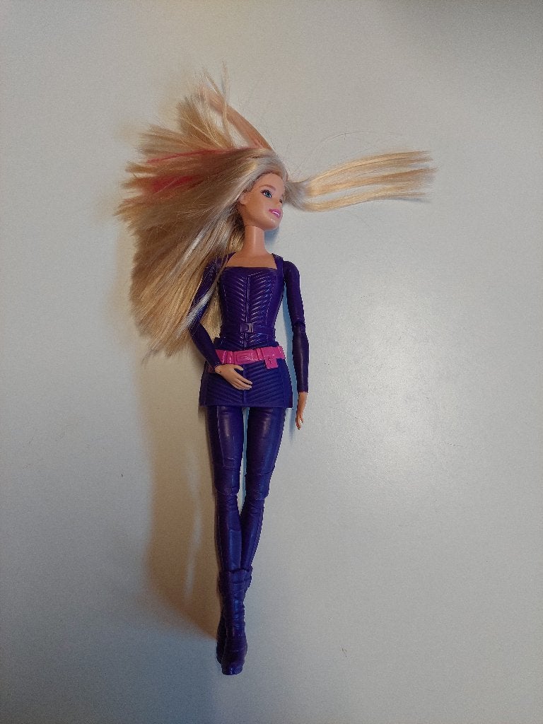Barbiepoppen, Enlèvement