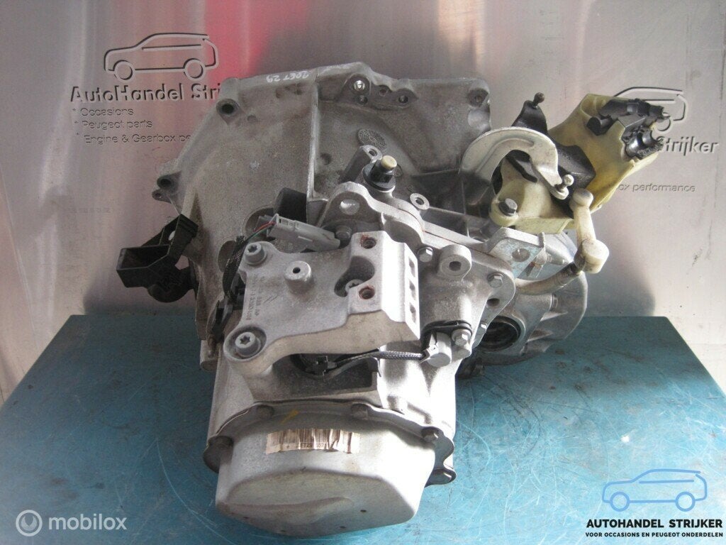 5-versnellingsbak Peugeot 2008 20ET29 1199 cc('13-'18) zgan!, Enlèvement ou Envoi, Utilisé, Peugeot, Peugeot