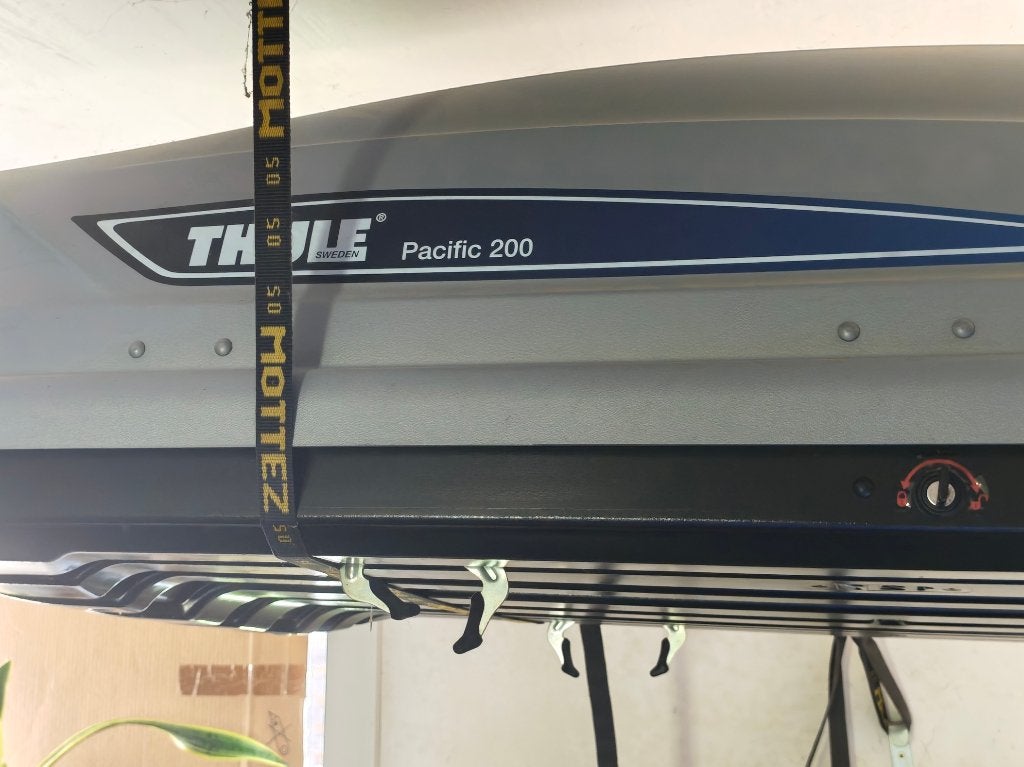 Dakkoffer Thule Pacific 200 inhoud 460 liter, Ophalen, Zo goed als nieuw